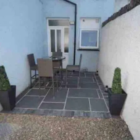 South Lakes Spacious 3 Bed G/f Apartment