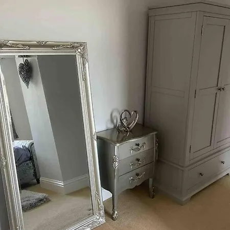 South Lakes Spacious 3 Bed G/f